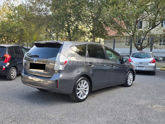 Toyota Prius V 2012, 464,000 km - 1.8 л - Bakı