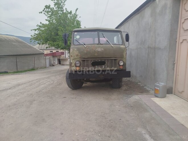 MAZ 5549 1974, 999,999 km - 11.0 l - Şəmkir