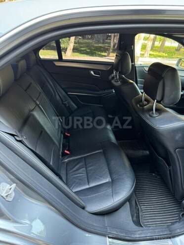 Mercedes E 220 d 2013, 243,000 km - 2.2 л - Bakı