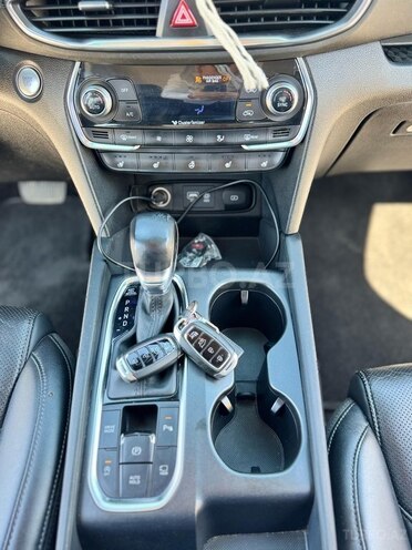 Hyundai Santa Fe 2018, 130,000 km - 2.0 l - Bakı