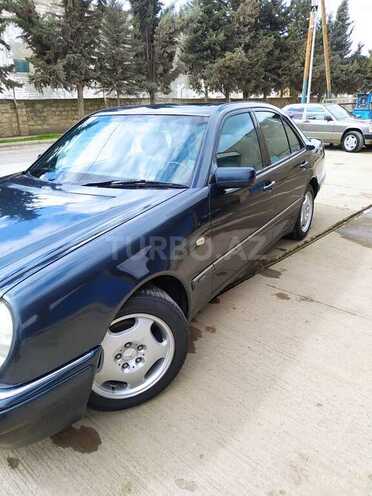 Mercedes C 240 1998, 350,000 km - 2.4 l - Salyan