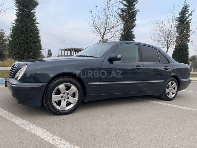 Mercedes E 270 1999, 360,000 km - 2.7 l - Sumqayıt