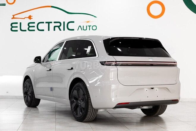 Li Auto  2025, 0 km - 1.5 l - Bakı