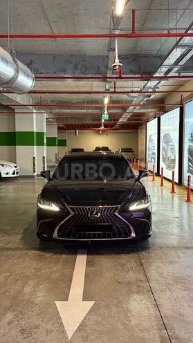 Lexus ES 300h 2023, 15,000 km - 2.5 л - Bakı