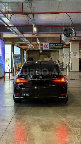 Lexus ES 300h 2023, 15,000 km - 2.5 л - Bakı