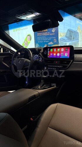 Lexus ES 300h 2023, 15,000 km - 2.5 л - Bakı
