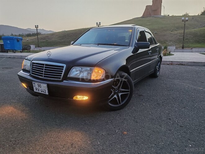 Mercedes C 230 2000, 378,196 km - 2.3 л - Füzuli