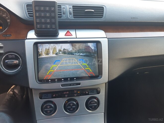 Volkswagen Passat-12