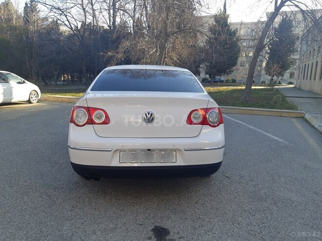 Volkswagen Passat-2