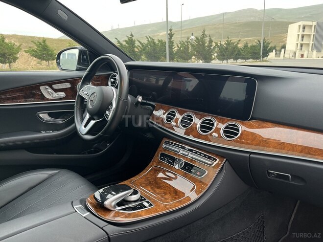 Mercedes E 350 4MATIC 2019, 31,000 km - 2.0 л - Bakı