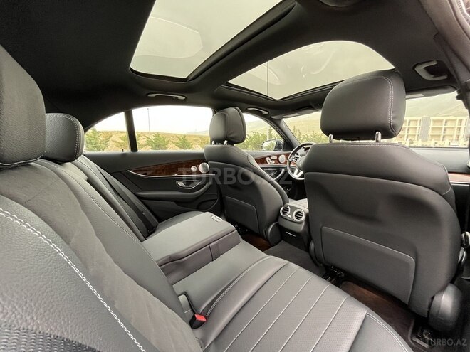 Mercedes E 350 4MATIC 2019, 31,000 km - 2.0 л - Bakı
