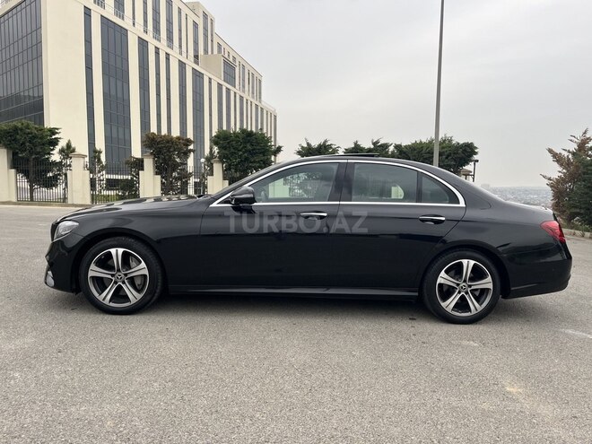 Mercedes E 350 4MATIC 2019, 31,000 km - 2.0 л - Bakı
