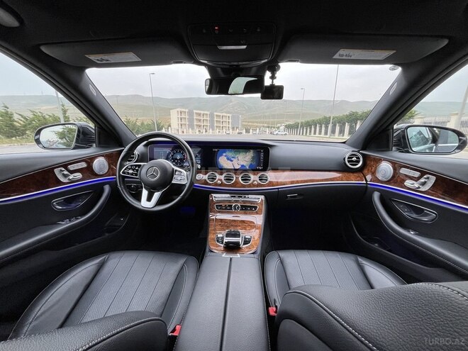 Mercedes E 350 4MATIC 2019, 31,000 km - 2.0 л - Bakı