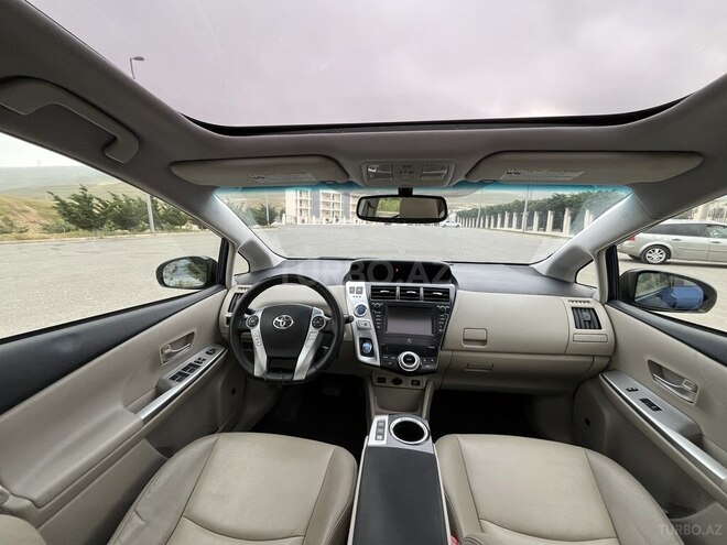 Toyota Prius V 2013, 136,000 km - 1.8 l - Bakı