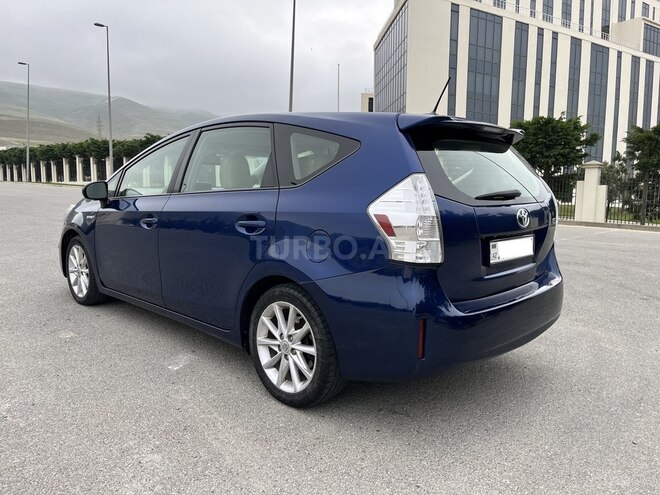 Toyota Prius V 2013, 136,000 km - 1.8 l - Bakı
