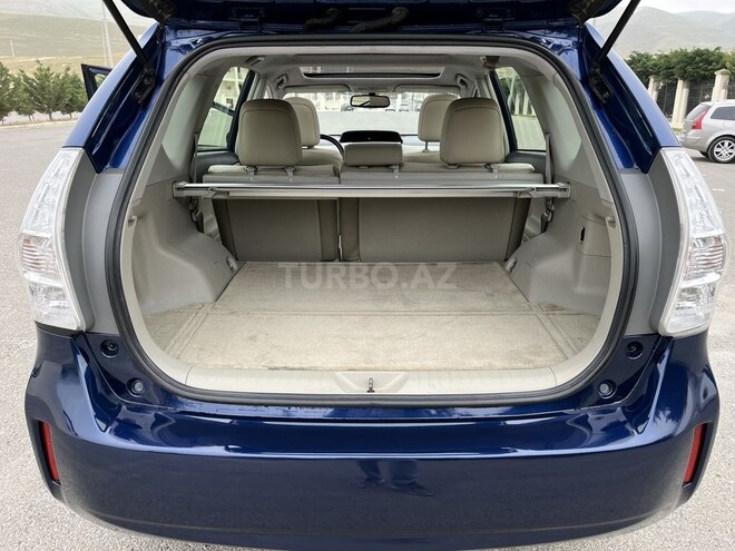 Toyota Prius V 2013, 136,000 km - 1.8 l - Bakı