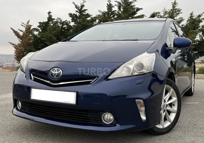 Toyota Prius V 2013, 136,000 km - 1.8 l - Bakı