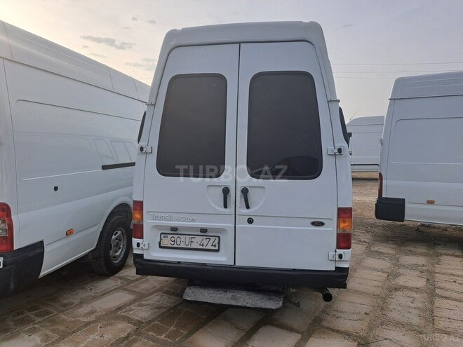 Ford Transit 2000, 300,000 km - 2.5 л - Salyan
