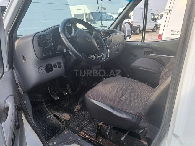Ford Transit 2000, 300,000 km - 2.5 л - Salyan