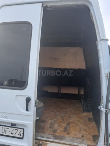 Ford Transit 2000, 300,000 km - 2.5 л - Salyan