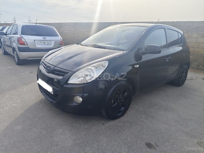 Hyundai i20 2008, 305,000 km - 1.4 л - Bakı