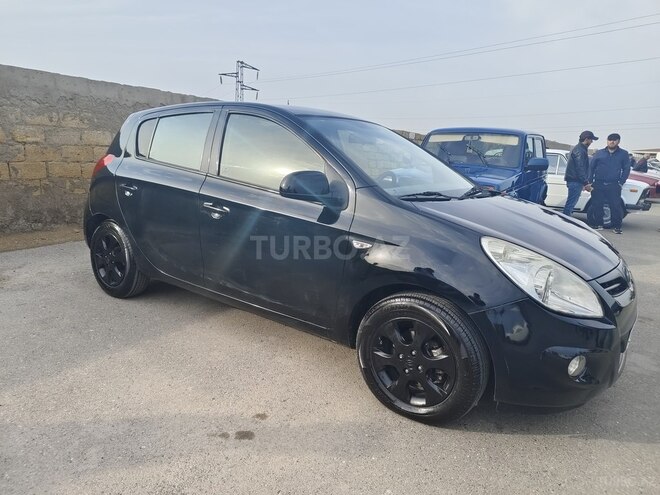 Hyundai i20 2008, 305,000 km - 1.4 л - Bakı