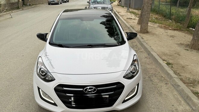 Hyundai i30 2015, 215,000 km - 1.6 l - Bakı