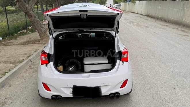 Hyundai i30 2015, 215,000 km - 1.6 l - Bakı