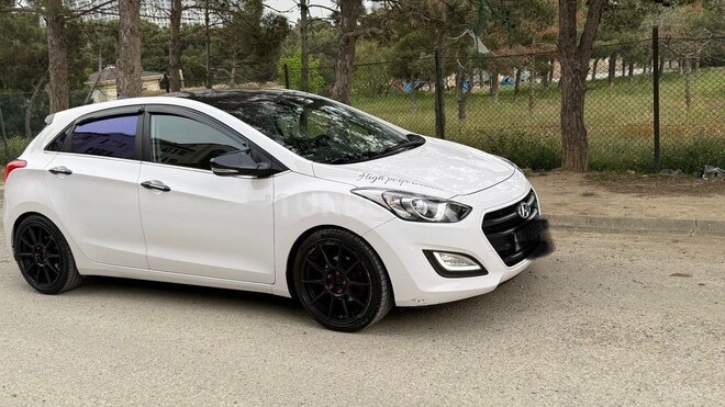 Hyundai i30 2015, 215,000 km - 1.6 l - Bakı