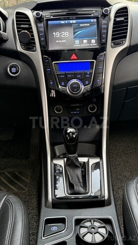 Hyundai i30 2015, 215,000 km - 1.6 l - Bakı
