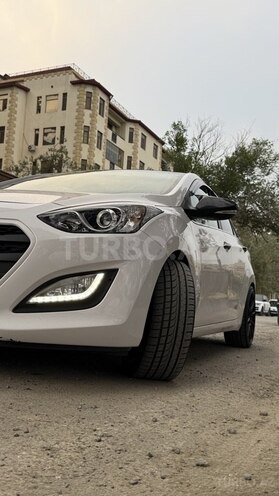 Hyundai i30 2015, 215,000 km - 1.6 l - Bakı