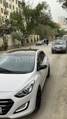 Hyundai i30 2015, 215,000 km - 1.6 l - Bakı