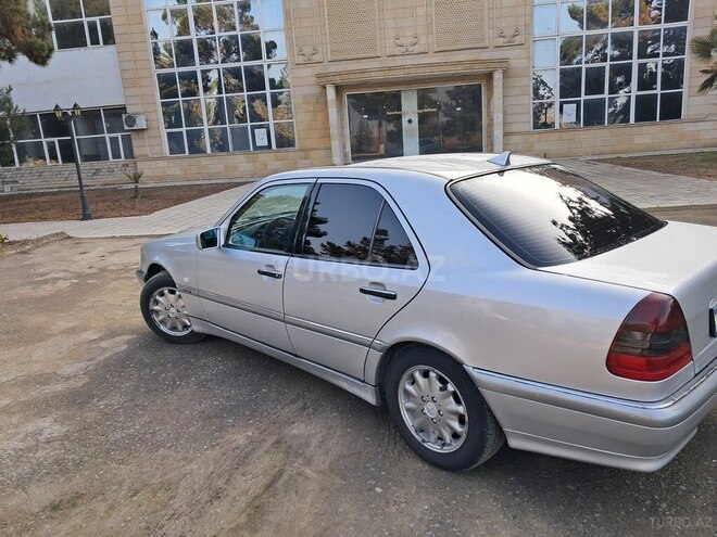 Mercedes C 180 1997, 250,000 km - 1.8 l - Salyan