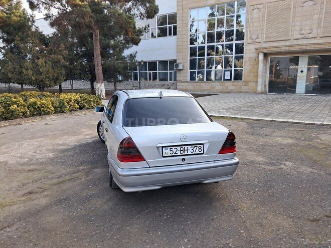 Mercedes C 180 1997, 250,000 km - 1.8 l - Salyan