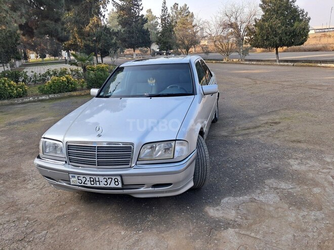 Mercedes C 180 1997, 250,000 km - 1.8 l - Salyan