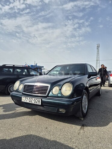 Mercedes E 230 1996, 340,000 km - 2.3 l - Beyləqan