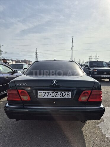 Mercedes E 230 1996, 340,000 km - 2.3 l - Beyləqan