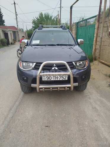 Mitsubishi L200 2006, 295,500 km - 2.5 l - Bakı