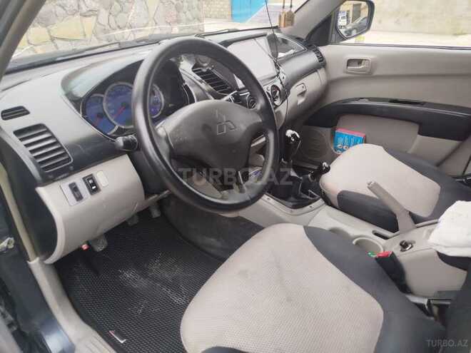 Mitsubishi L200 2006, 295,500 km - 2.5 l - Bakı
