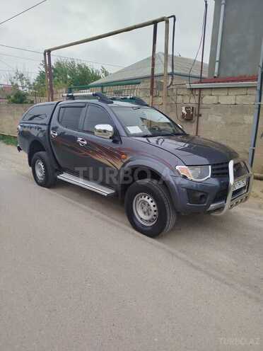Mitsubishi L200 2006, 295,500 km - 2.5 l - Bakı