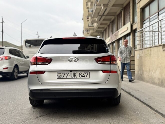 Hyundai i30 2017, 288,000 km - 1.6 l - Bakı