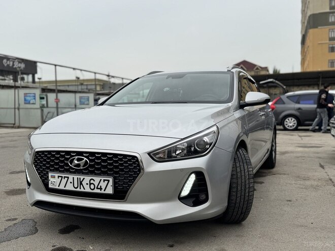 Hyundai i30 2017, 288,000 km - 1.6 l - Bakı