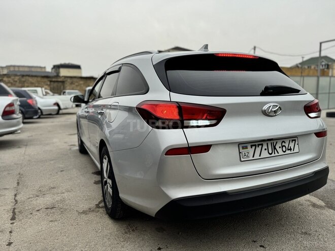 Hyundai i30 2017, 288,000 km - 1.6 l - Bakı