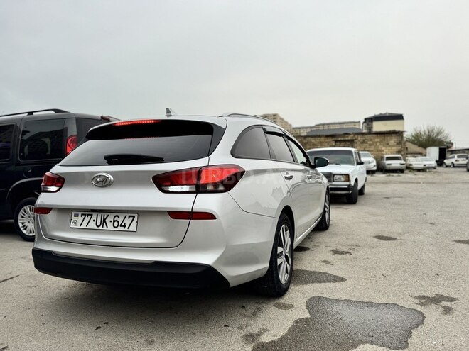 Hyundai i30 2017, 288,000 km - 1.6 l - Bakı