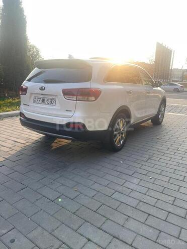 Kia Sorento 2015, 147,000 km - 2.0 l - Salyan