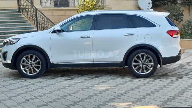 Kia Sorento 2015, 147,000 km - 2.0 l - Salyan