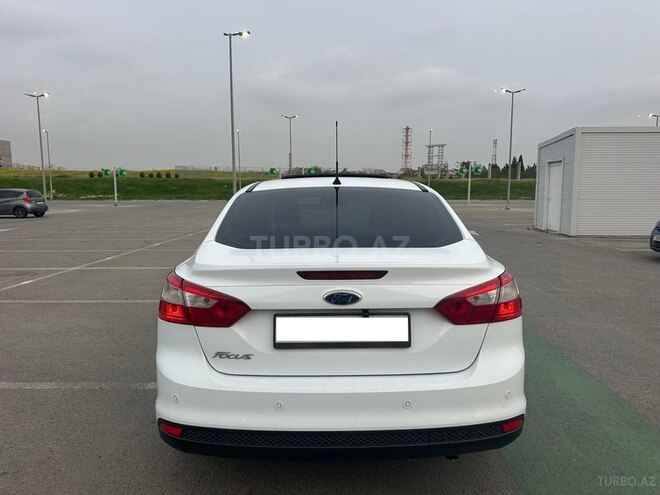 Ford Focus 2014, 190,000 km - 1.6 л - Bakı