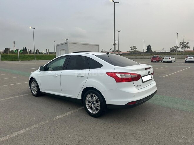 Ford Focus 2014, 190,000 km - 1.6 л - Bakı