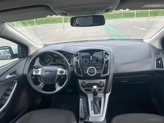 Ford Focus 2014, 190,000 km - 1.6 л - Bakı