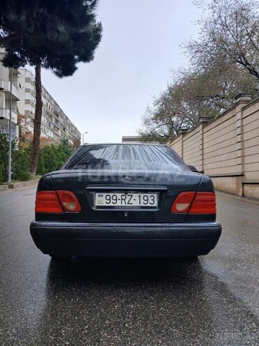 Mercedes E 200 1998, 396,453 km - 2.0 l - Bakı